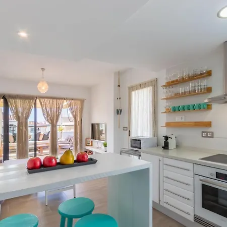 Apartment Penthouse Casamora *